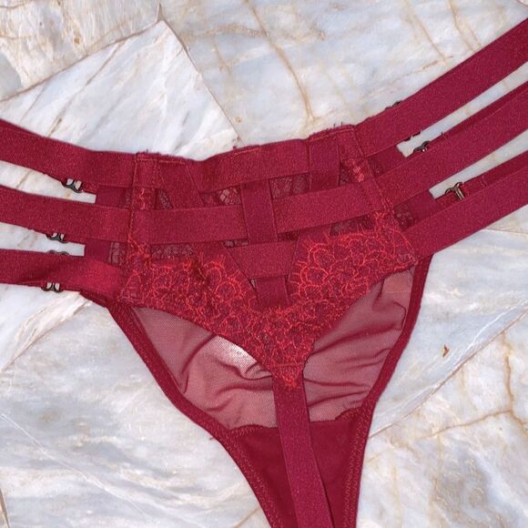 VS Maroon vintage very sexy Chantilly lace strappy mesh thong panty small - Picture 5 of 5